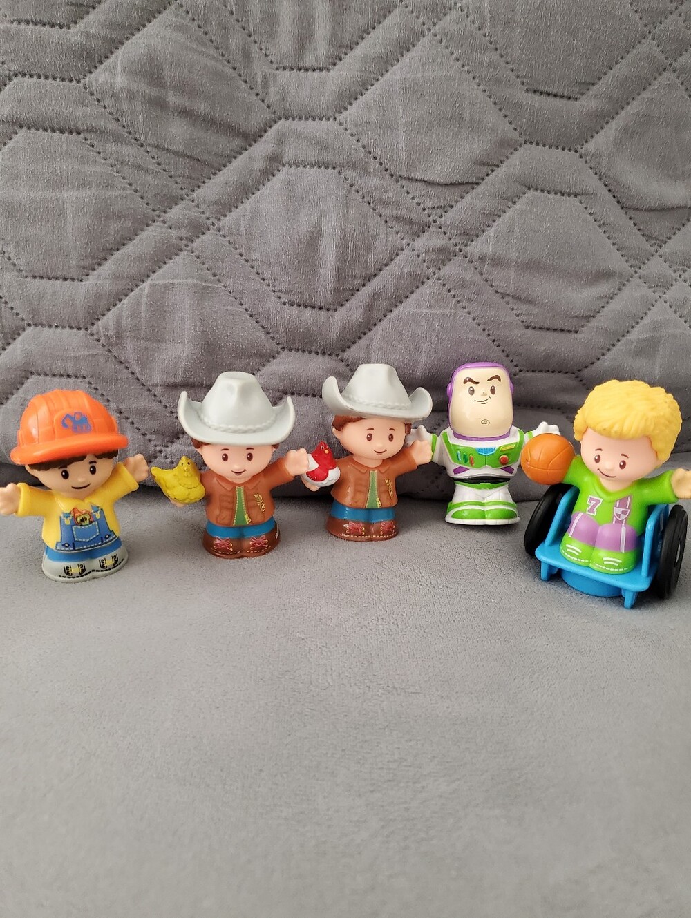 Fisher-Price Little People Figures 5 Pieces